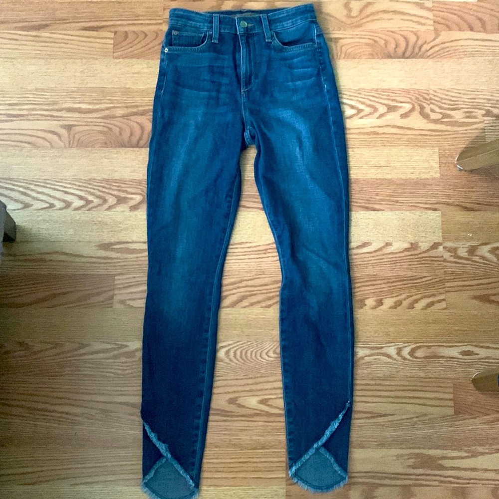 NWOT Joe’s Jeans “The Charlie” high rise skinny ankle